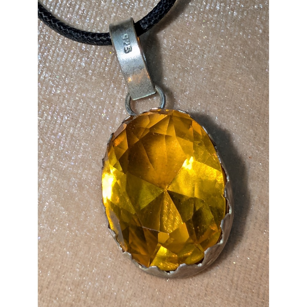 Vintage 925 Sterling Silver Large Oval Faceted Yellow Glass Pendant Necklace